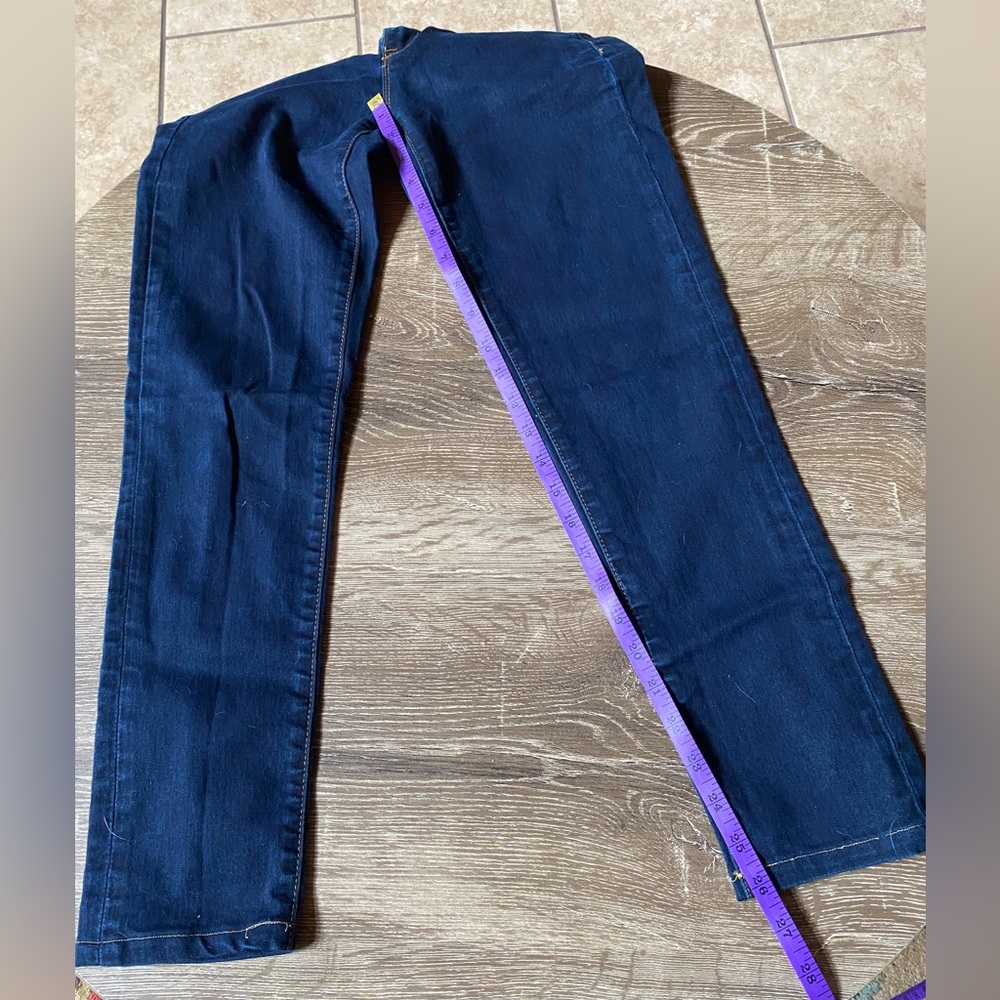🎶BDG Jeans - Picture 3 of 6